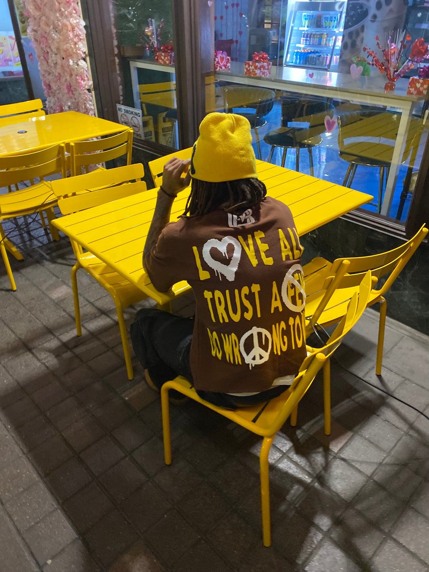 Brown “Heart Eyes” Tee